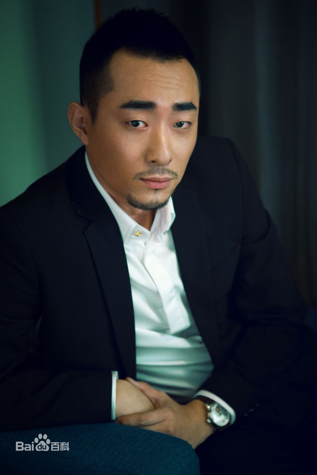 胡子程剧照