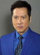 蒋龙（单立文饰演）