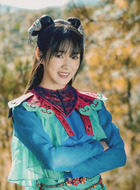钟灵（孙雅丽饰演）