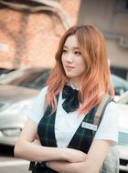 吴少女（李晟京饰演）