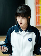 林惜（卢昱晓饰演）